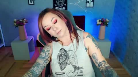 Yolandi-Foun online show from 11.10.25