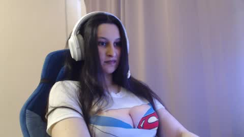 Snapshot of yongswab chatting on 03.31.26 Sophie online show from 03.31.26