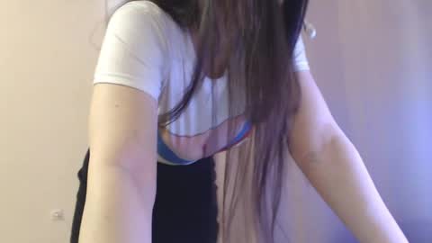 Snapshot of yongswab chatting on 04.01.26 Sophie online show from 04.01.26