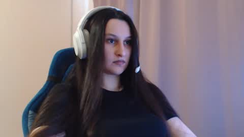 Snapshot of yongswab chatting on 04.08.26 Sophie online show from 04.08.26