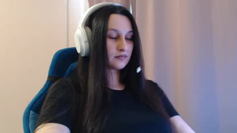 Snapshot of yongswab chatting on 04.10.26 Sophie online show from 04.10.26