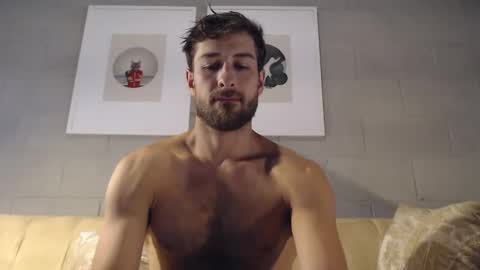 Yoooups online show from 11.02.25