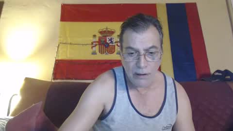 Snapshot of yosep44 chatting on 12.25.24 yosep online show from 12.25.24