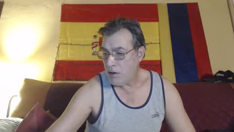 Snapshot of yosep44 chatting on 12.25.24 yosep online show from 12.25.24