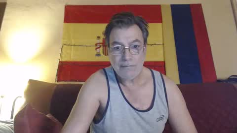 Snapshot of yosep44 chatting on 12.28.24 yosep online show from 12.28.24