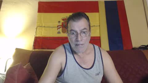 Snapshot of yosep44 chatting on 12.29.24 yosep online show from 12.29.24
