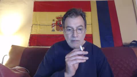 Snapshot of yosep44 chatting on 12.31.24 yosep online show from 12.31.24