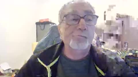 Snapshot of yoska281 chatting on 03.11.26 yoska281 online show from 03.11.26