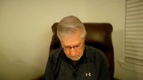 Colorado Guy Straight online show from 10.29.25