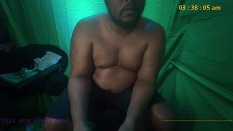 Snapshot of younblaccman6969 chatting on 02.05.25 younblaccman6969 online show from 02.05.25