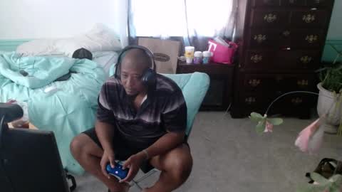 Snapshot of younblaccman6969 chatting on 09.25.25 younblaccman6969 online show from 09.25.25