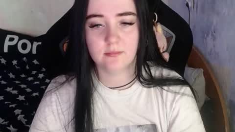 Snapshot of your_8a8y chatting on 12.23.25 your_8a8y online show from 12.23.25