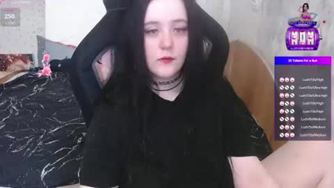 Snapshot of your_8a8y chatting on 07.02.26 your_8a8y online show from 07.02.26
