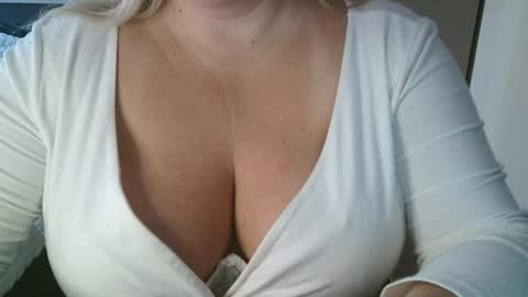 Snapshot of your__maria chatting on 02.25.26 Maria Love online show from 02.25.26