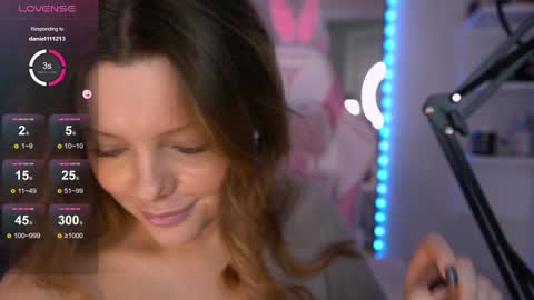 Julia Please Thumbs up me   online show from 01.12.25