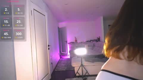 Julia Please Thumbs up me   online show from 05.17.26