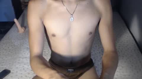 Snapshot of your_cummer chatting on 10.01.25 your_cummer online show from 10.01.25