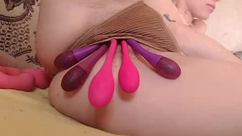 Snapshot of your_emilygush chatting on 02.19.26 Emily online show from 02.19.26