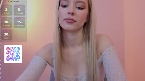 Snapshot of your_fucking_babby chatting on 11.02.25 Olivia online show from 11.02.25