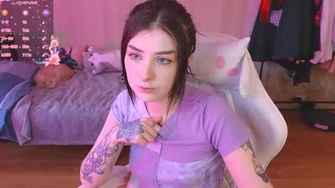 Snapshot of your_gabby chatting on 03.03.25 your gabby online show from 03.03.25
