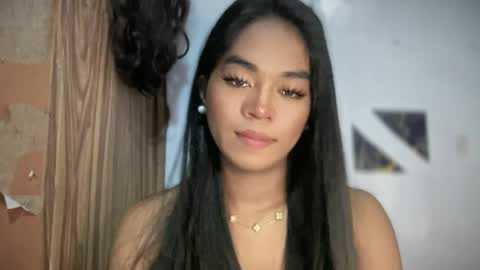 Snapshot of your_goddess_ayesha chatting on 06.20.26 your_goddess_ayesha online show from 06.20.26