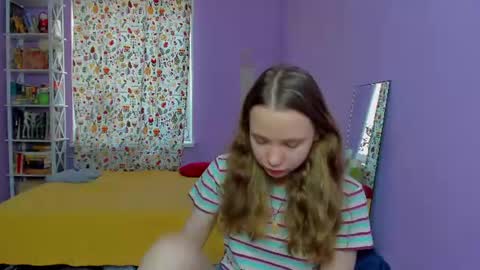 Leslie online show from 08.06.26