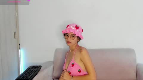 Snapshot of your_lilacute1 chatting on 12.23.24 Lila online show from 12.23.24