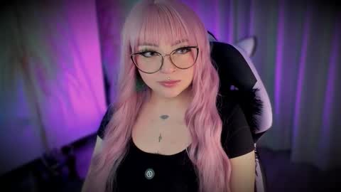 Cami independent model online show from 02.25.26