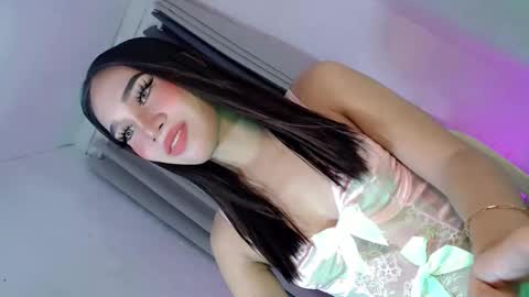 your_luckygirl88 online show from 09.24.25