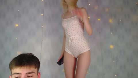 Snapshot of your_molly_mark chatting on 02.01.25 your_molly_mark online show from 02.01.25