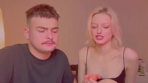 Snapshot of your_molly_mark chatting on 10.24.25 your_molly_mark online show from 10.24.25