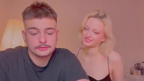 Snapshot of your_molly_mark chatting on 10.25.25 your_molly_mark online show from 10.25.25