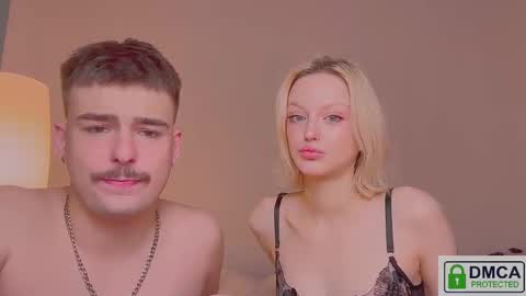 Snapshot of your_molly_mark chatting on 11.03.25 your_molly_mark online show from 11.03.25