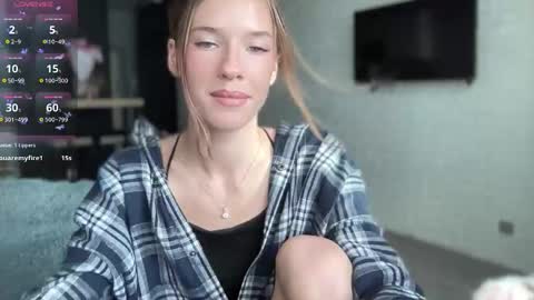 Mia  online show from 10.03.25