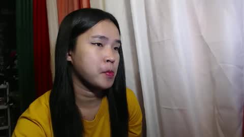 Snapshot of your_twinkletoes18 chatting on 11.26.25 your_twinkletoes18 online show from 11.26.25