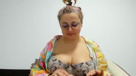 Your Victoria online show from 01.09.25