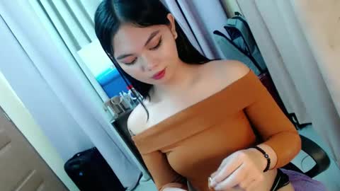 Hi its me Yna online show from 12.11.24