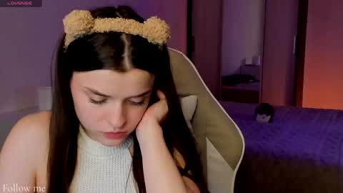 Anikka online show from 04.14.26