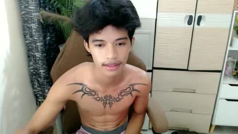 yourasian_eric online show from 02.16.26