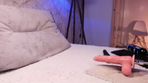 Natalie 20yo  PVT IS OPEN -- LUSH IS ON online show from 12.11.24