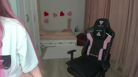 Cassie online show from 04.15.26