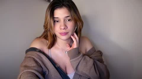 Snapshot of yourcutemolly__ chatting on 06.05.26 yourcutemolly__ online show from 06.05.26