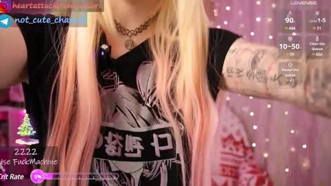 Snapshot of yourcutewaifu chatting on 01.19.25 Lina Fansly online show from 01.19.25