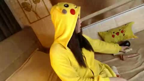 Snapshot of yourdevilsweettsx chatting on 11.21.25 JEN online show from 11.21.25