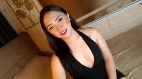 Snapshot of yourdevilsweettsx chatting on 11.24.25 JEN online show from 11.24.25