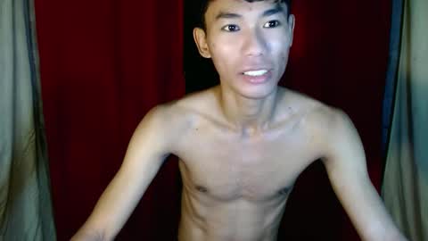 Snapshot of yourdreamboyx chatting on 12.07.24 Rence online show from 12.07.24