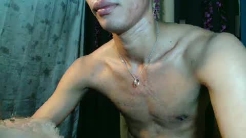 Snapshot of yourdreamboyx chatting on 01.20.25 Rence online show from 01.20.25
