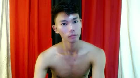 Snapshot of yourdreamboyx chatting on 03.03.25 Rence online show from 03.03.25