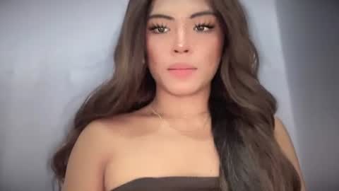Snapshot of yourehot_pretty chatting on 04.30.26 Do read my bio online show from 04.30.26