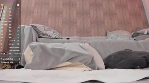 Snapshot of youreyesgazm chatting on 10.25.25 Mary online show from 10.25.25